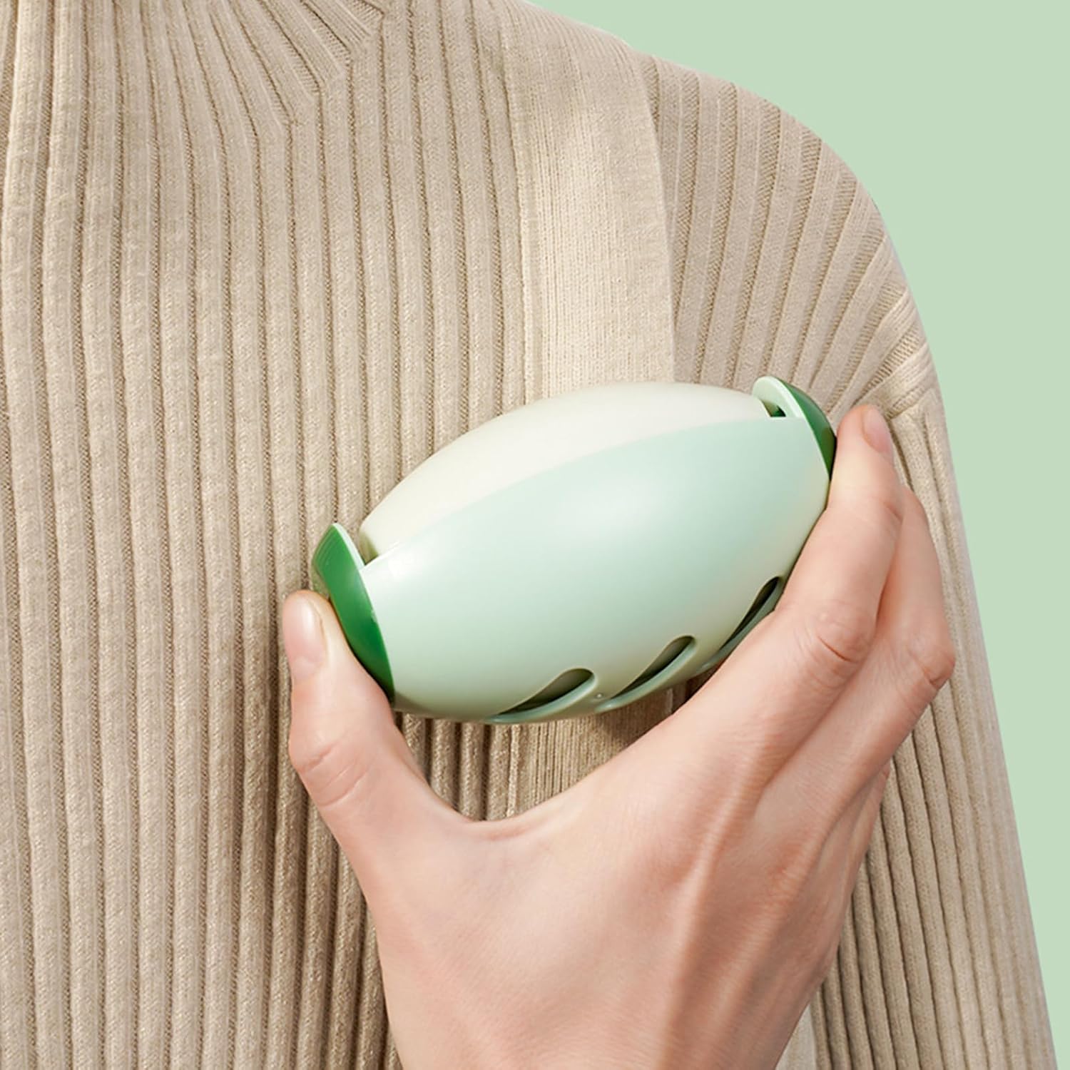 Nexova™ Portable Hair Remover - Painless Fabric & Clothing Defuzzer